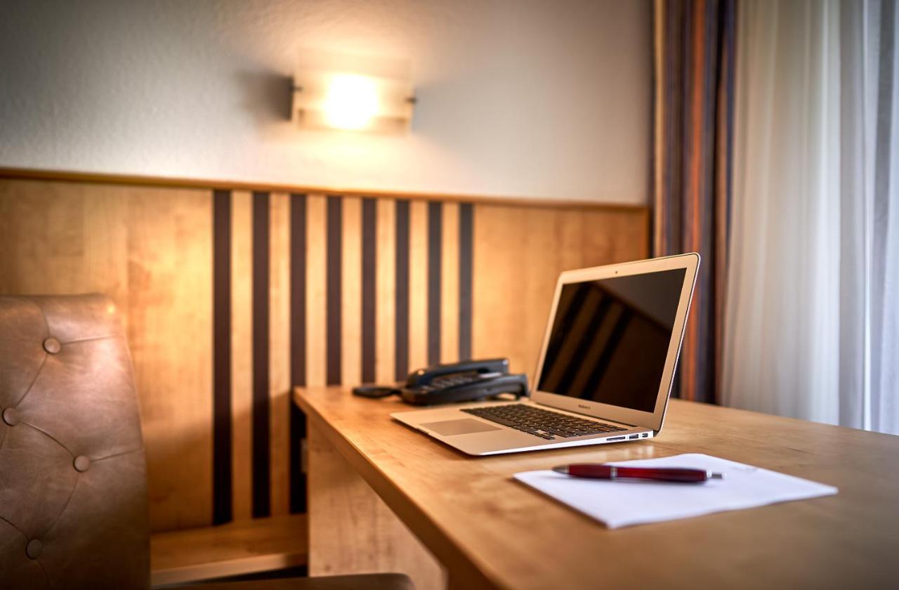 Parkhotel Nuembrecht Dış mekan fotoğraf