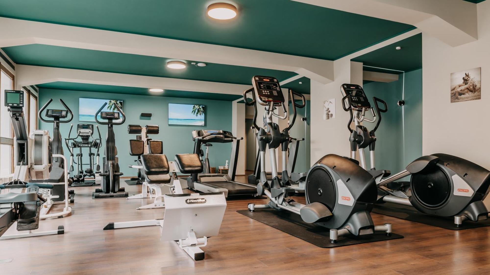 Parkhotel Nuembrecht Dış mekan fotoğraf