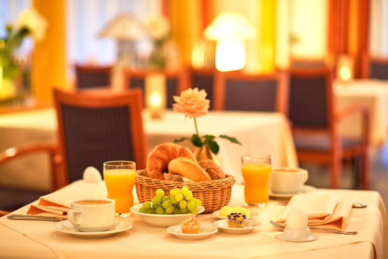 Parkhotel Nuembrecht Dış mekan fotoğraf
